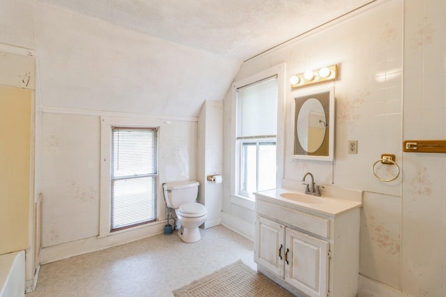 913 Fremont St, Des Moines, IA 50316 - photo 20
