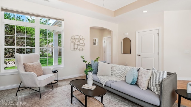 2811 SW Westview Ln, Ankeny, IA 50023 - living room with arched walkways and recessed lighting