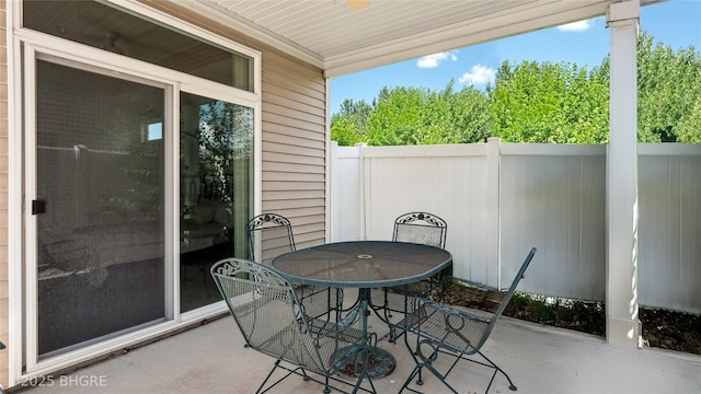2811 SW Westview Ln, Ankeny, IA 50023 - balcony featuring outdoor dining area