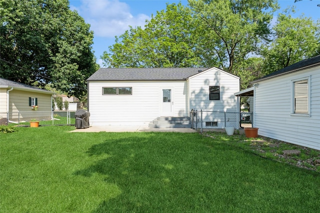 804 24th St, West Des Moines, IA 50265 - rear view of property with entry steps