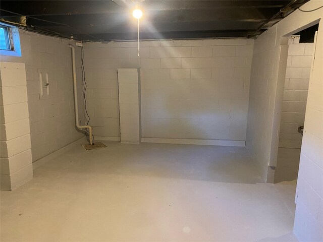2615 59th St, Des Moines, IA 50322 - view of basement