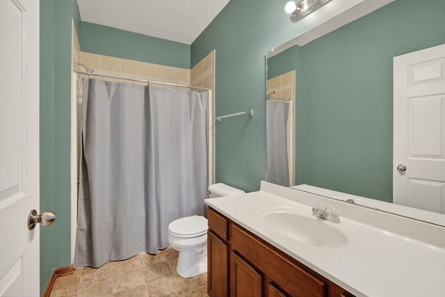 10320 Norfolk Dr Unit 7, Johnston, IA 50131 - bathroom with vanity and a shower with shower curtain