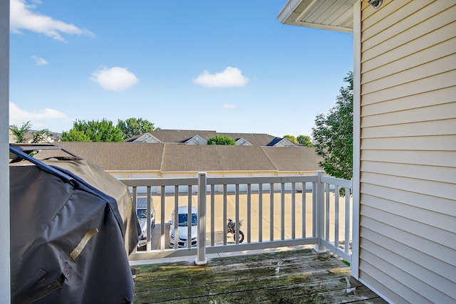 10320 Norfolk Dr Unit 7, Johnston, IA 50131 - wooden terrace with area for grilling