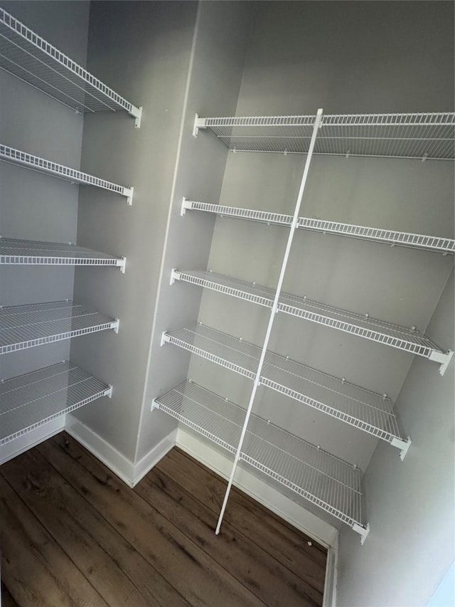 10009 Powell Ave, Johnston, IA 50131 - view of pantry