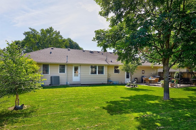 1506 S 14th St, Adel, IA 50003 - rear view of property with a patio and roof with shingles
