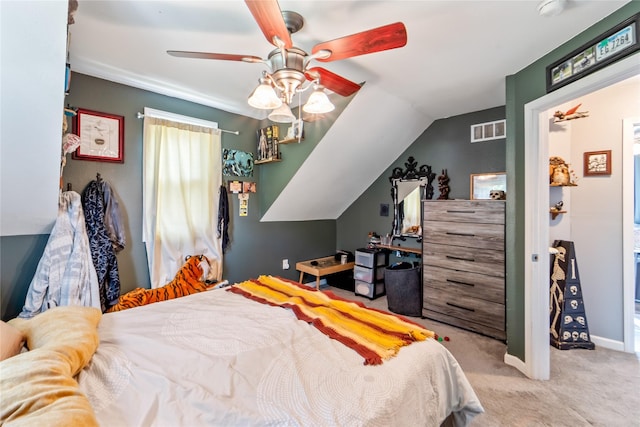 3935 8th St, Des Moines, IA 50313 - carpeted bedroom with a ceiling fan and baseboards