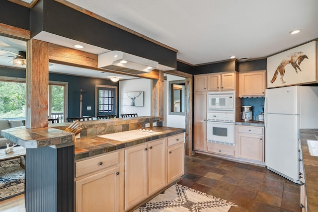 6004 Tulip Ct, Panora, IA 50216
