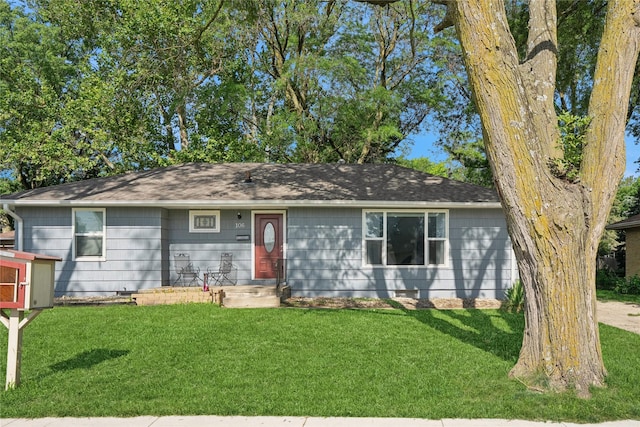 106 NW Scott St, Ankeny, IA 50023 - ranch-style house featuring a front yard
