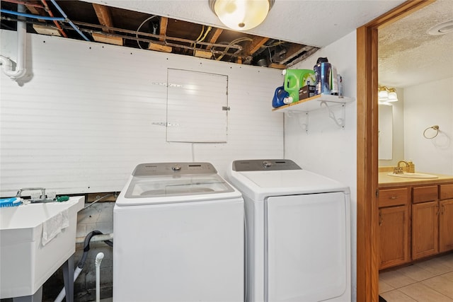 106 NW Scott St, Ankeny, IA 50023 - washroom with independent washer and dryer