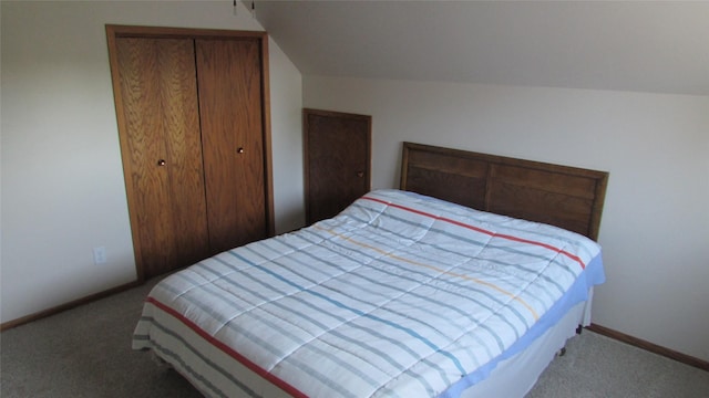 1401 N Grant St, Knoxville, IA 50138 - bedroom featuring carpet flooring and a closet