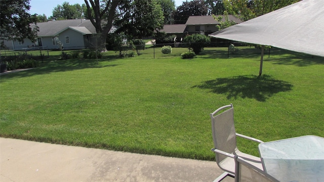 1401 N Grant St, Knoxville, IA 50138 - view of yard