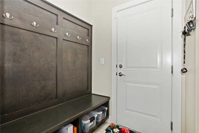 465 NW Gracewood Dr, Waukee, IA 50263 - view of mudroom