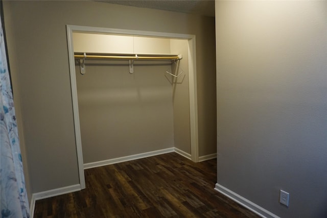 609 E Filmore St, Winterset, IA 50273 - view of closet