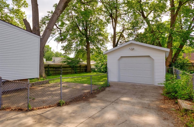 2014 39th St, Des Moines, IA 50310 - photo 3