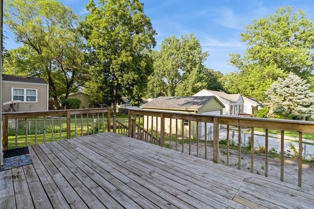 3901 Lawnwoods Dr, Des Moines, IA 50310 - view of deck