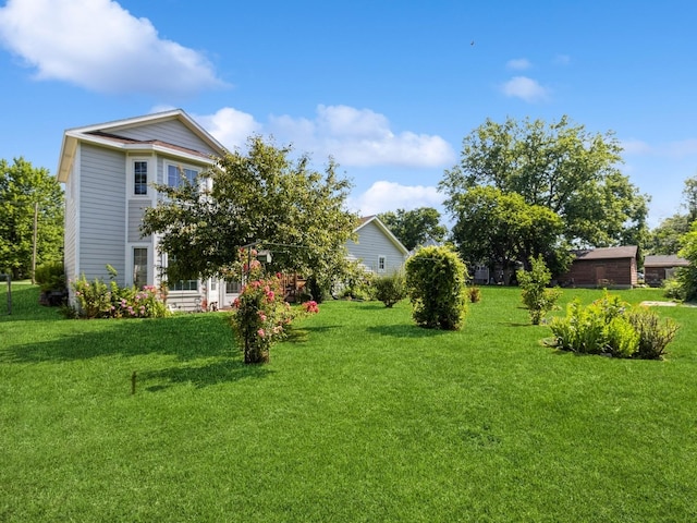 780 Iowa Ave, Martensdale, IA 50160 - view of green lawn