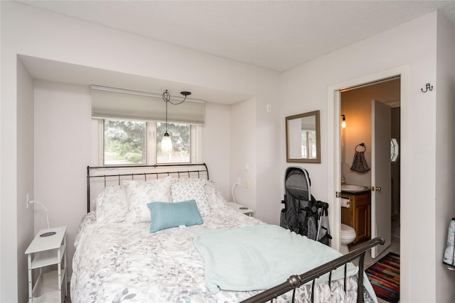 729 SE 3rd St, Ankeny, IA 50021 - bedroom with ensuite bath