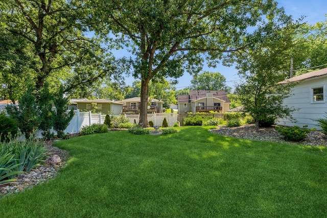 4511 67th St, Urbandale, IA 50322 - view of yard