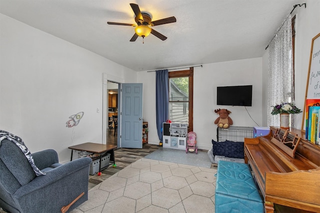 404 W Salem Ave, Indianola, IA 50125 - living room with ceiling fan