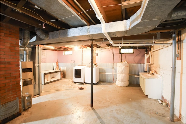 24388 250th St, Eldora, IA 50627 - below grade area with washer and dryer