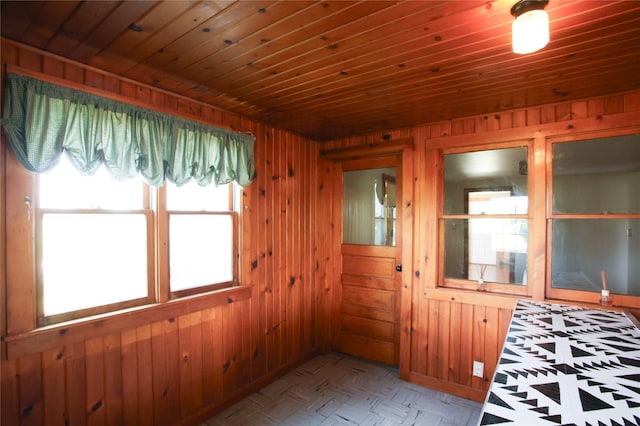 24388 250th St, Eldora, IA 50627 - view of unfurnished sunroom