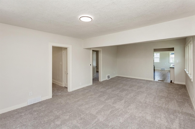 1301 Watrous Ave, Des Moines, IA 50315 - photo 2