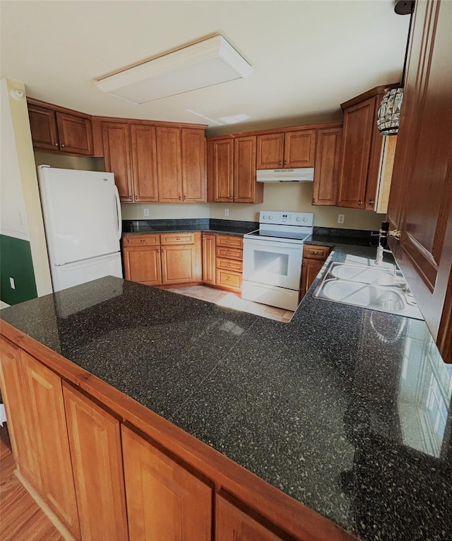 711 16th Ave Unit U203, Grinnell, IA 50112 - photo 9