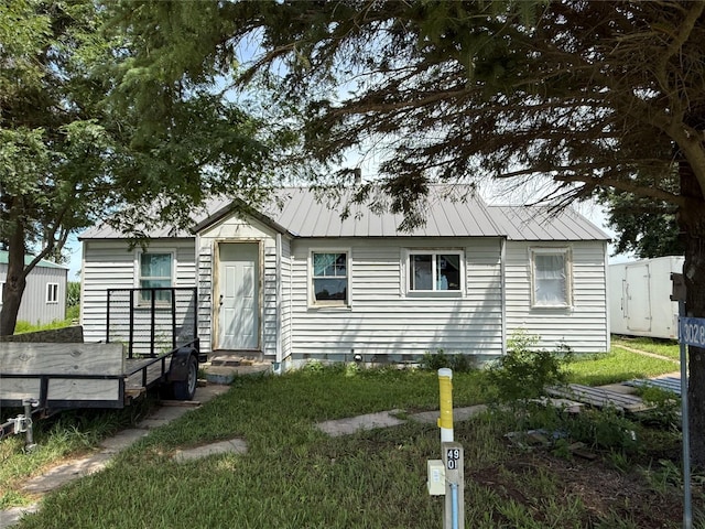 3028 Carver Rd, Winterset, IA 50273