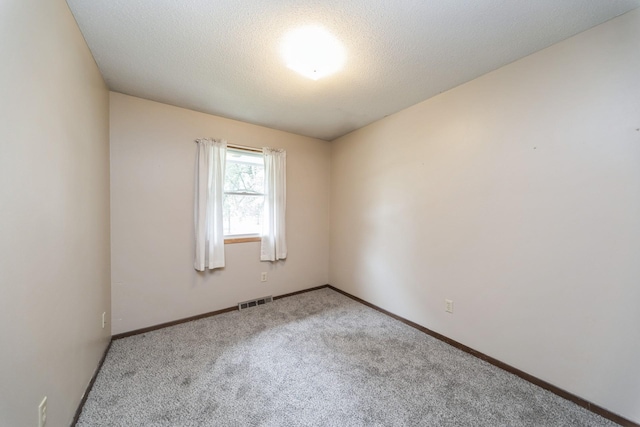 2424 Guenever Ct, Altoona, IA 50009 - unfurnished room featuring carpet and baseboards