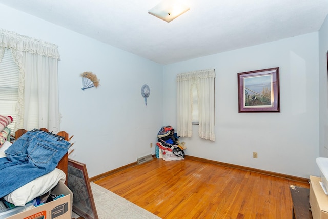 2908 Woodland Ave, West Des Moines, IA 50266 - sitting room featuring wood finished floors