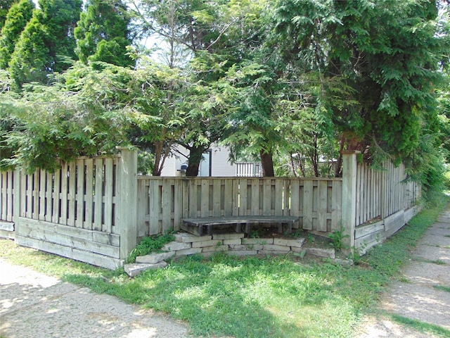 2340 Des Moines St, Des Moines, IA 50317 - view of gate