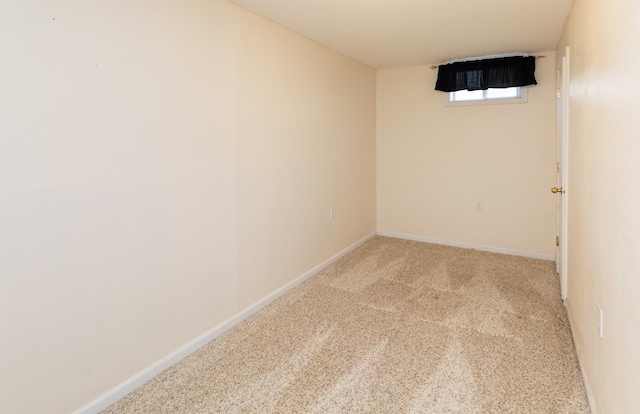 2609 Eagle Point Ct, Des Moines, IA 50320 - empty room with light colored carpet and baseboards