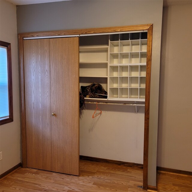 3901 3rd St, Des Moines, IA 50313 - view of closet