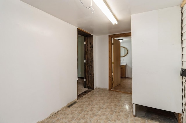 1805 S D Ave, Lovilia, IA 50150 - view of hallway