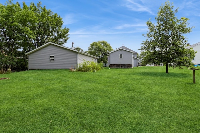 1805 S D Ave, Lovilia, IA 50150 - view of green lawn