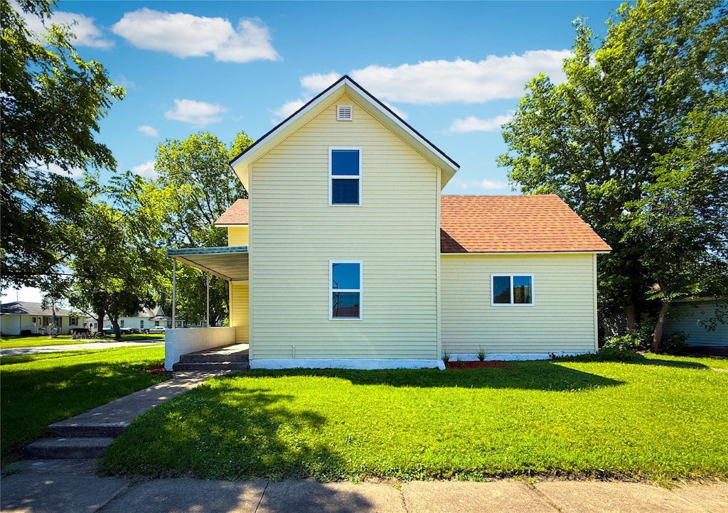 1024 Tennyson Ave, Stratford, IA 50249 - photo 1