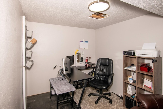 500 Scandia Ave, Des Moines, IA 50315 - office space featuring a textured ceiling