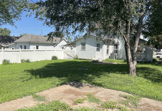 117 W Broadway St, Colfax, IA 50054 - view of yard