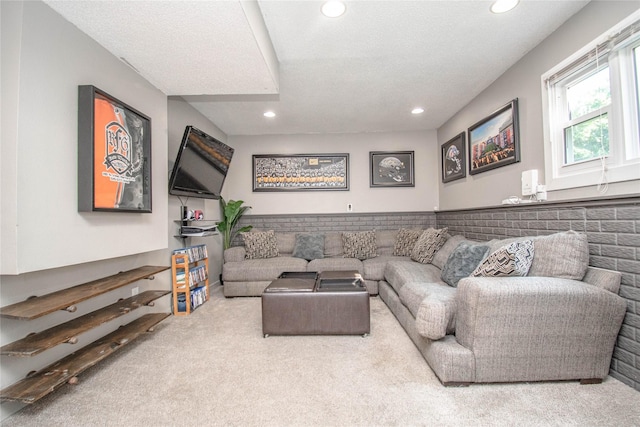 5420 SW 13th St, Des Moines, IA 50315 - living area with carpet floors, recessed lighting, and a textured ceiling