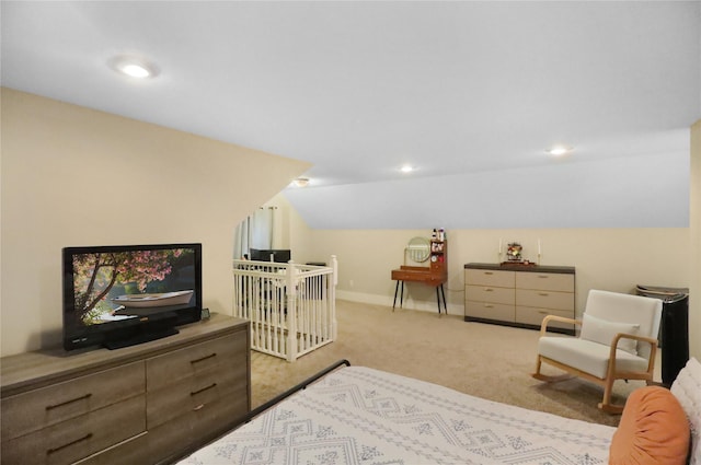 618 Arthur Ave, Des Moines, IA 50313 - bedroom featuring vaulted ceiling, carpet flooring, and recessed lighting