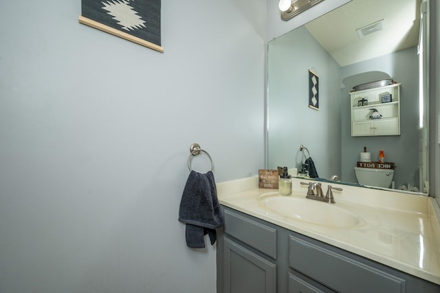550 25th St SE, Altoona, IA 50009 - bathroom featuring vanity and toilet