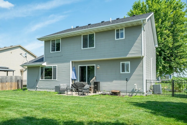 550 25th St SE, Altoona, IA 50009 - rear view of property with a patio