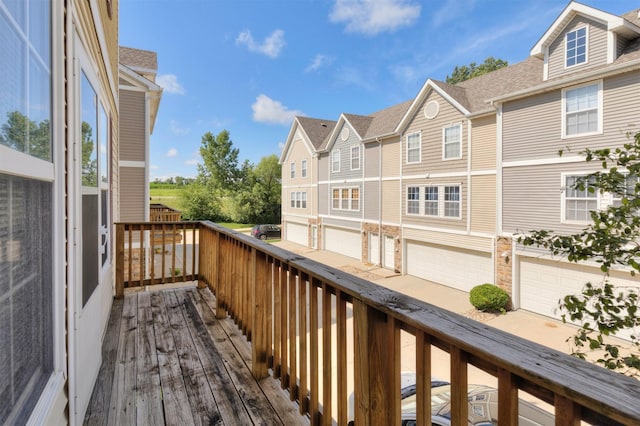 1115 Fieldstone Ln, Pleasant Hill, IA 50327 - wooden terrace with a residential view