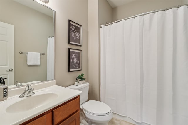 3607 152nd St, Urbandale, IA 50323 - bathroom featuring vanity and curtained shower