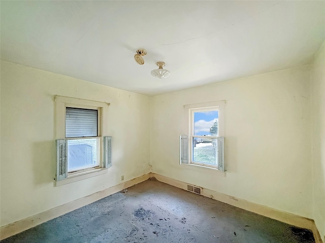 1602 E 32nd St, Des Moines, IA 50317