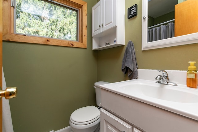 122 G76 Hwy, Lacona, IA 50139 - full bath with vanity and toilet