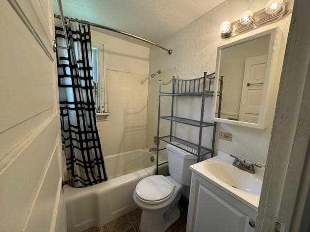 4046 4th St, Des Moines, IA 50313 - bathroom featuring shower / bathtub combination with curtain, vanity, and a textured wall