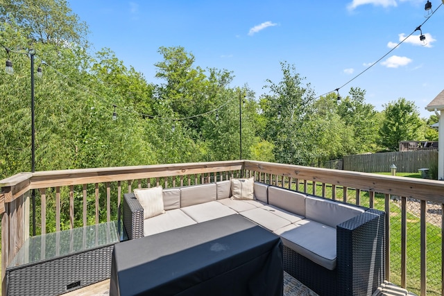 4315 E 48th St, Des Moines, IA 50317 - deck with an outdoor living space