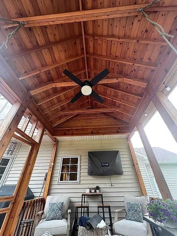 2279 Pheasant Ridge Ln, Ames, IA 50010 - view of sunroom / solarium