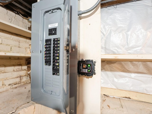 3917 11th St, Des Moines, IA 50313 - utility room featuring electric panel